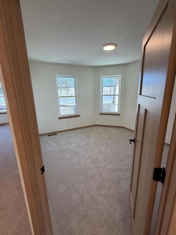 5825 Bridle Way, Madison, WI 53718