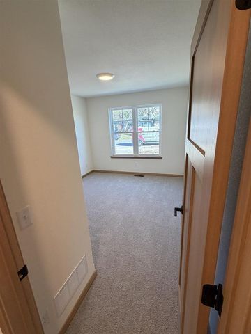 5825 Bridle Way, Madison, WI 53718