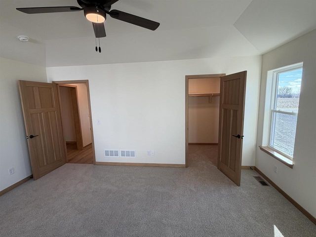 5825 Bridle Way, Madison, WI 53718