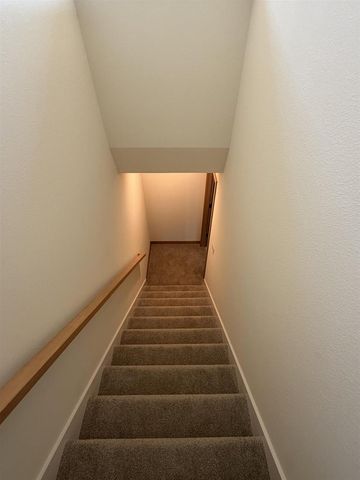 5825 Bridle Way, Madison, WI 53718