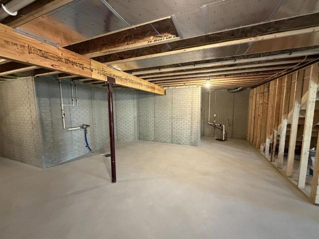 5825 Bridle Way, Madison, WI 53718