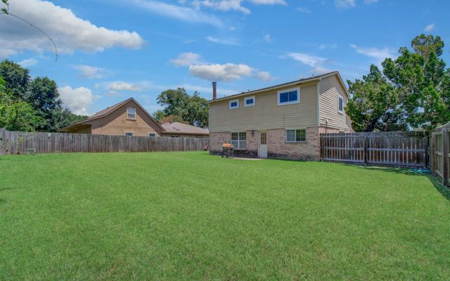 7503 Wovenwood Lane, Houston, TX 77041