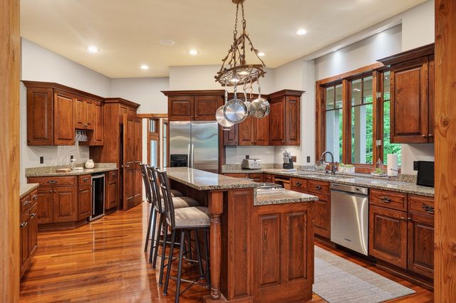 2304 Backbone Rd, Sparta, TN 38583