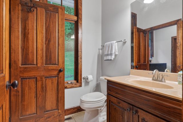 2304 Backbone Rd, Sparta, TN 38583