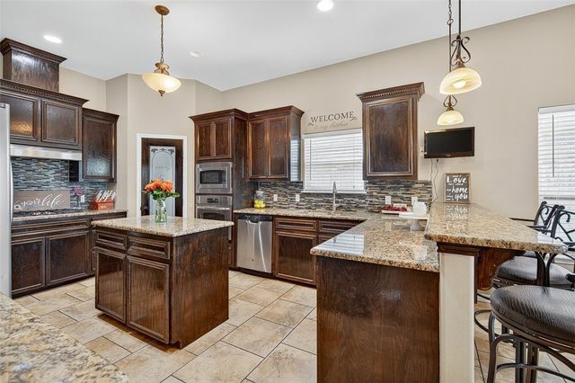 3921 Elvis Dr, Corpus Christi, TX 78414