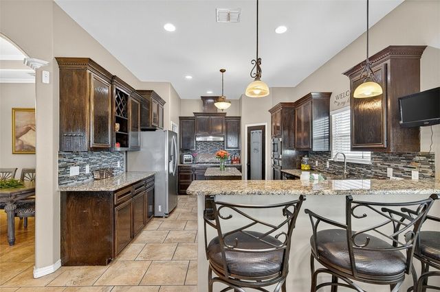 3921 Elvis Dr, Corpus Christi, TX 78414