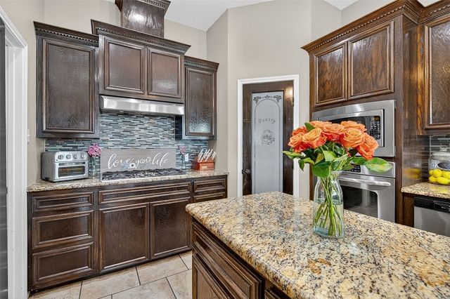 3921 Elvis Dr, Corpus Christi, TX 78414