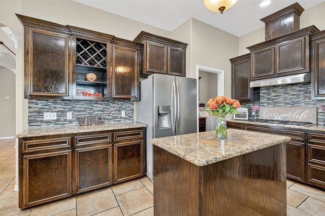 3921 Elvis Dr, Corpus Christi, TX 78414