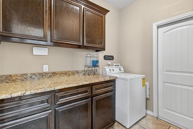 3921 Elvis Dr, Corpus Christi, TX 78414