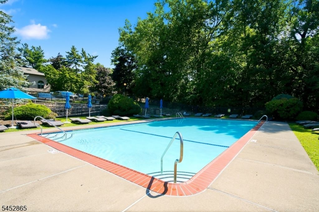 30 Wedgewood Dr, Woodland Park, NJ 07424 — photo 5