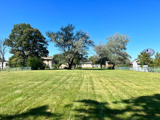 8431 W 135TH STREET Street, Orland Park, IL 60462