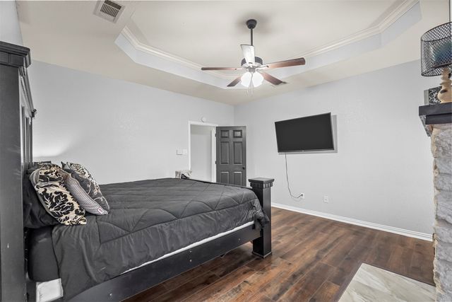 1110 Retama Park Drive, Talty, TX 75160