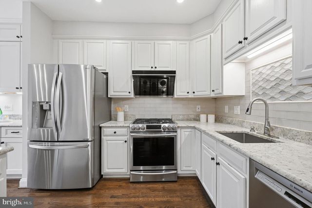 2706 PEMBSLY DR, Vienna, VA 22181