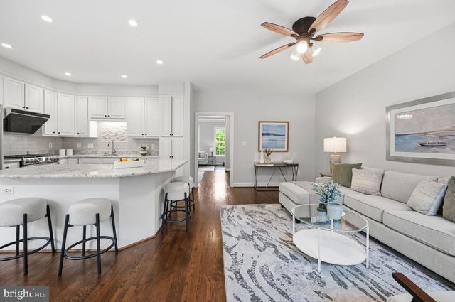2706 PEMBSLY DR, Vienna, VA 22181