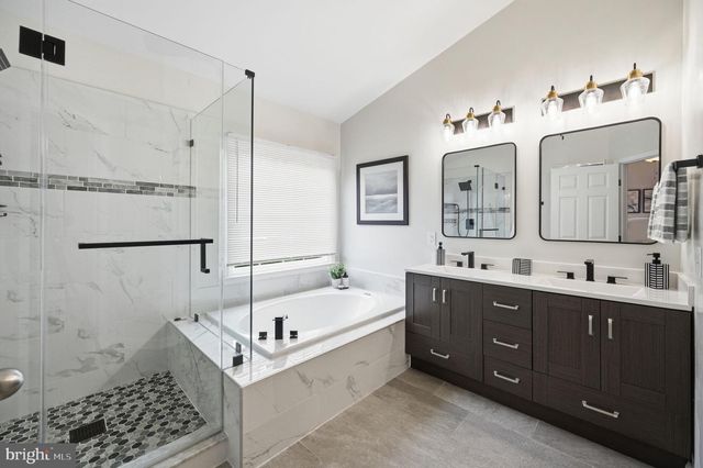 2706 PEMBSLY DR, Vienna, VA 22181