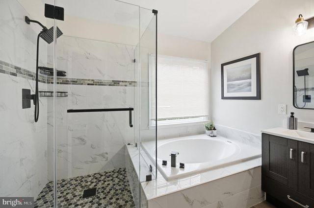 2706 PEMBSLY DR, Vienna, VA 22181
