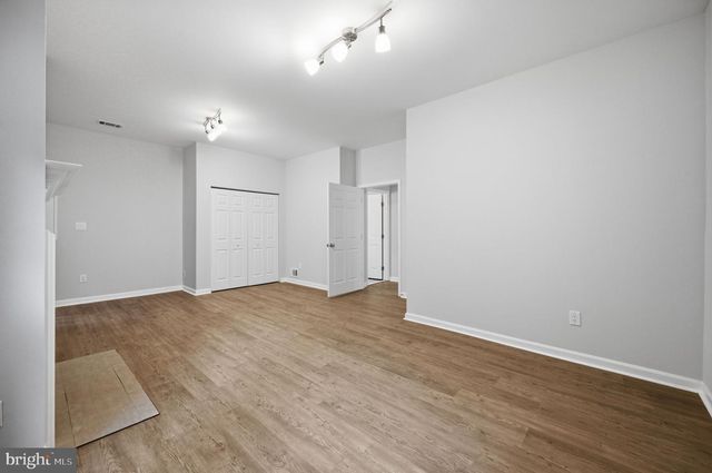2706 PEMBSLY DR, Vienna, VA 22181
