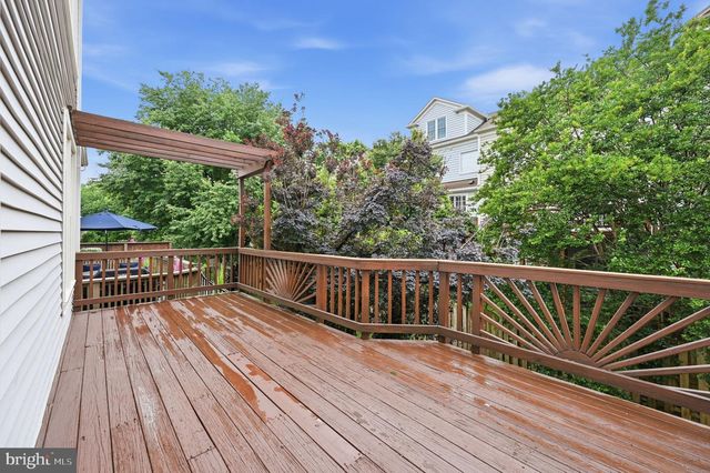 2706 PEMBSLY DR, Vienna, VA 22181