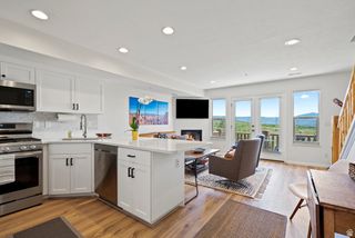 3524 N FOX RUN DR #902, Eden, UT 84310