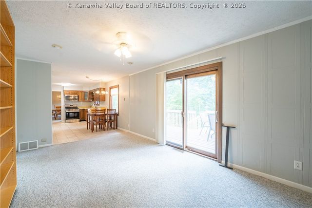 1377 Nottingham Road, Charleston, WV 25314