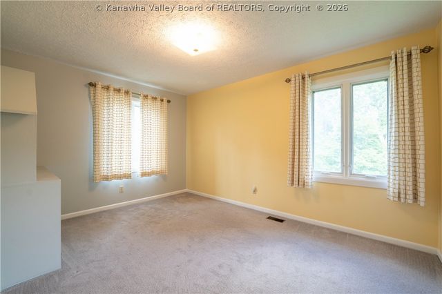 1377 Nottingham Road, Charleston, WV 25314