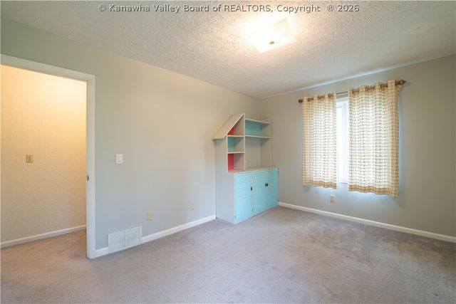 1377 Nottingham Road, Charleston, WV 25314