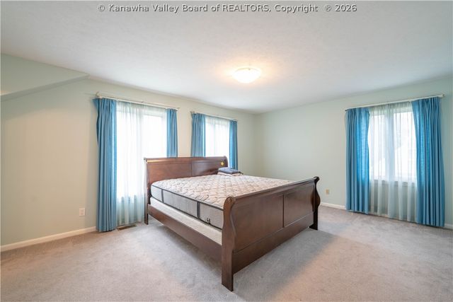 1377 Nottingham Road, Charleston, WV 25314