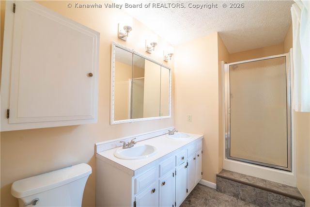 1377 Nottingham Road, Charleston, WV 25314