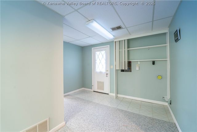 1377 Nottingham Road, Charleston, WV 25314