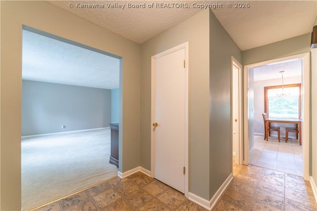 1377 Nottingham Road, Charleston, WV 25314