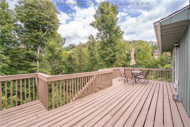 1377 Nottingham Road, Charleston, WV 25314