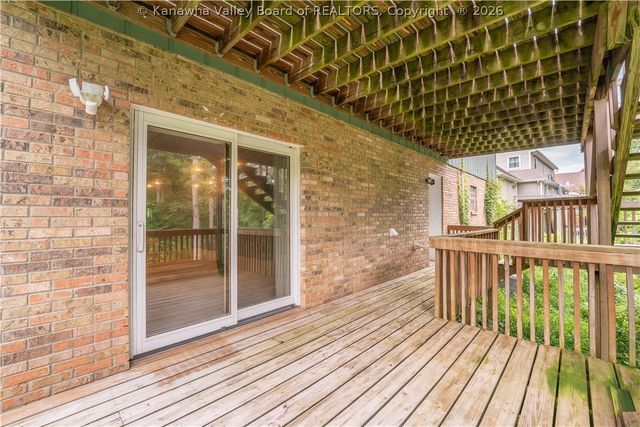 1377 Nottingham Road, Charleston, WV 25314