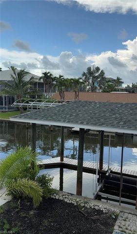 261 Egret ST, Fort Myers Beach, FL 33931