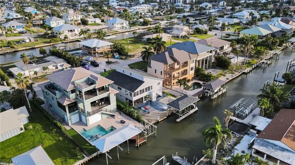 261 Egret ST, FORT MYERS BEACH, FL 33931 — photo 4