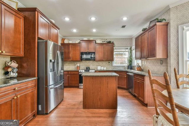 802 Autumn Meadow Drive, Loganville, GA 30052