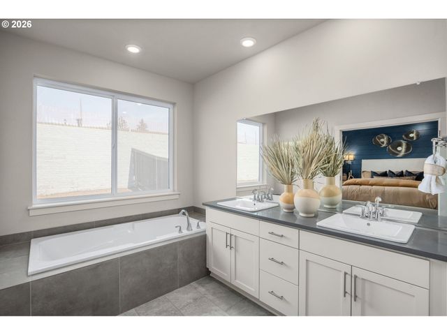 2215 S 2nd Way, Ridgefield, WA 98642