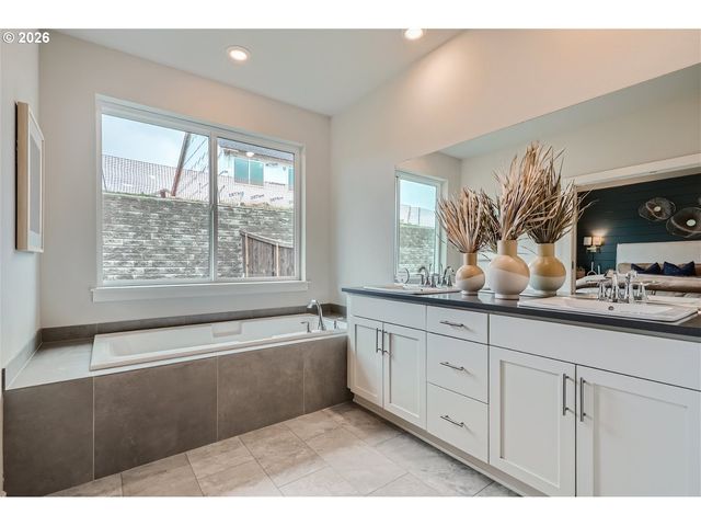 2215 S 2nd Way, Ridgefield, WA 98642
