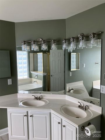 12503 Twelvetrees Lane, Huntersville, NC 28078