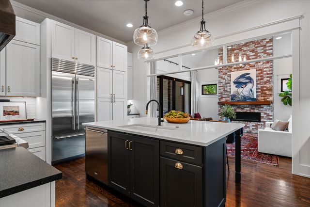 1013 Paris Ave, Nashville, TN 37204