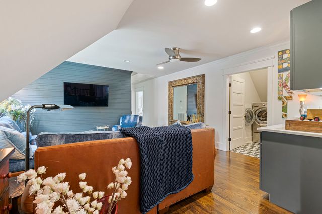 1013 Paris Ave, Nashville, TN 37204