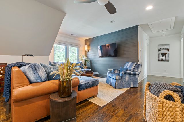 1013 Paris Ave, Nashville, TN 37204