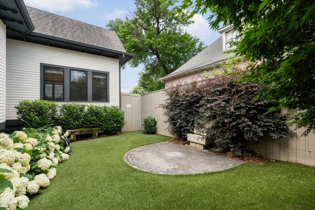 1013 Paris Ave, Nashville, TN 37204