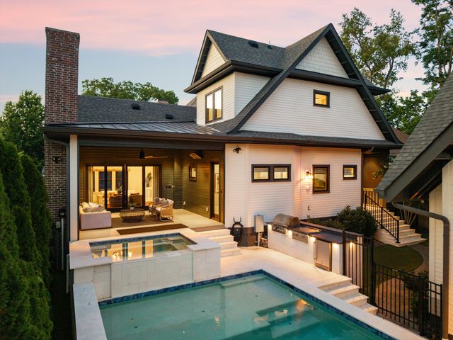 1013 Paris Ave, Nashville, TN 37204