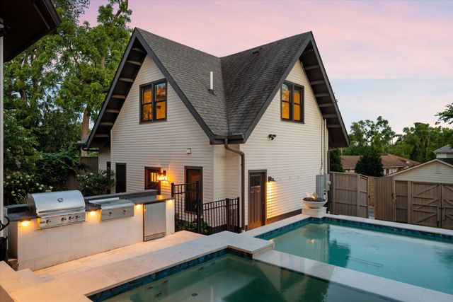 1013 Paris Ave, Nashville, TN 37204