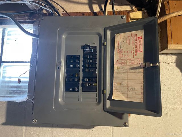 1813 Hadley Street, Bessemer, MI 49911