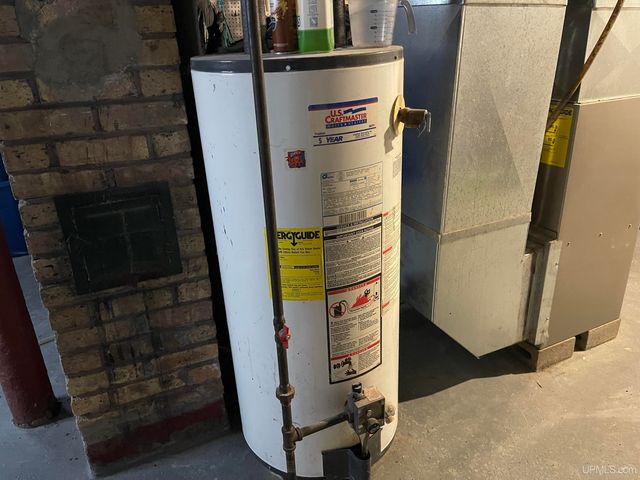 1813 Hadley Street, Bessemer, MI 49911