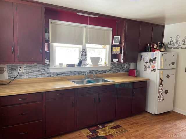 1813 Hadley Street, Bessemer, MI 49911