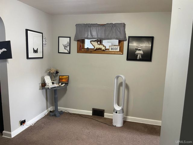 1813 Hadley Street, Bessemer, MI 49911