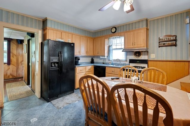 9 Sherwood Pl, West Orange Twp., NJ 07052