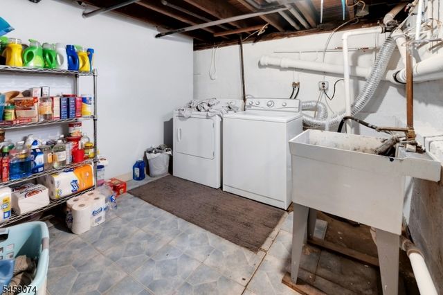 9 Sherwood Pl, West Orange Twp., NJ 07052